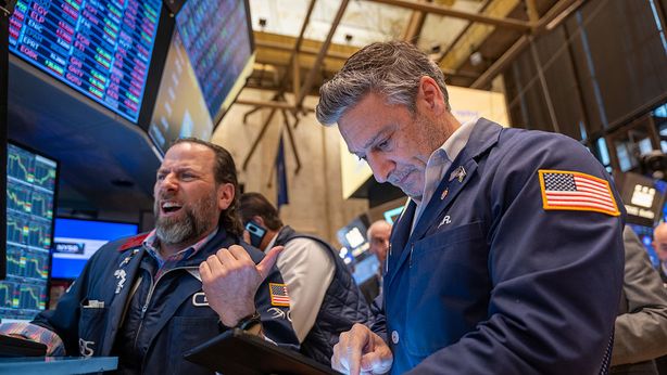 Borse mondiali rimbalzano dopo tre sedute ko, corre l’Asia. Futures Wall Street positivi