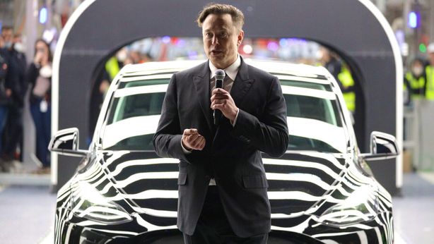 Tesla e Nvidia, le oscillazioni dei colossi e i rischi degli investitori