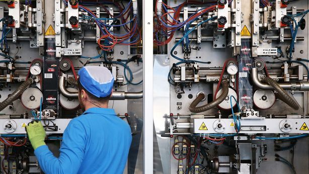 Pil sempre fermo, governo gioca carta investimenti