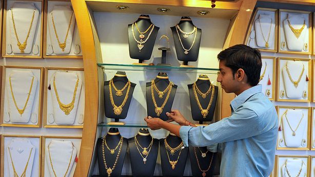 India, governo confisca oro e gioielli