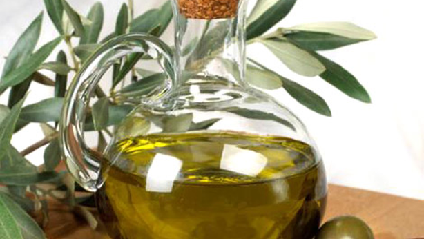 La truffa dell’olio d’oliva: 16 arresti e 15 aziende sequestrate
