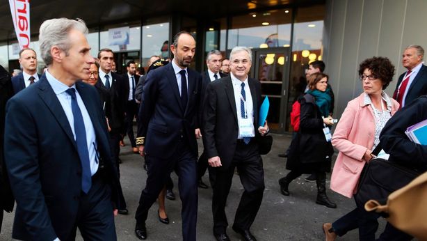 Intanto la Francia taglia tasse per 25 miliardi con deficit al 2,8%