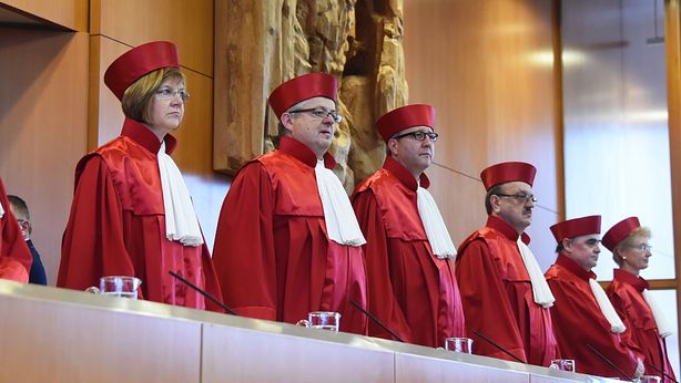 QE da cambiare, Bce ha paura di cause legali
