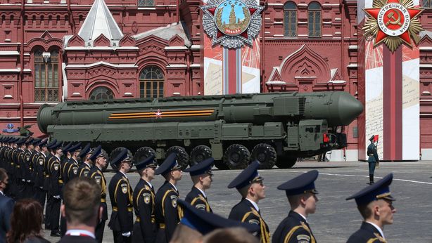 Carri, aerei e truppe scelte, dov’è il vero esercito russo di Putin?