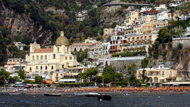Tedeschi comprano casa in Italia: per noi troppo care