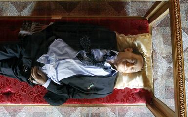 berlusconi morto.jpg