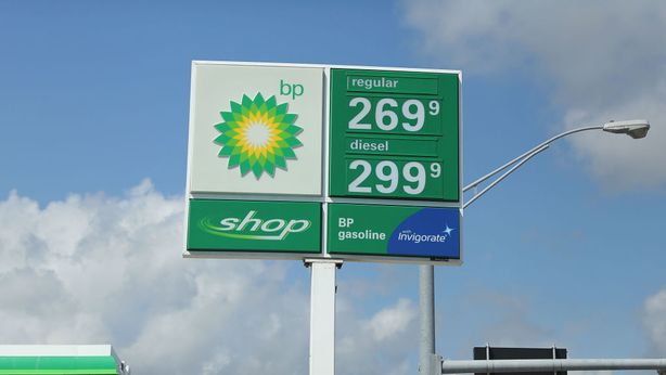 Bp investe nelle “batterie flash”, ricaricano auto elettriche in cinque minuti