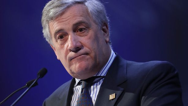 Elezioni, dall’UE: “Tajani come Capitan Schettino”