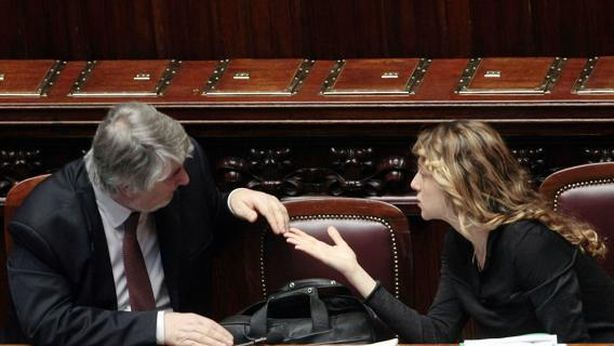 Jobs Act, caos licenziabilità statali. Renzi: “sono stato io”. Maggioranza spaccata