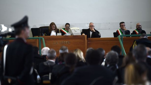 Immobiliare: Sorgente cita in giudizio ex presidente Enasarco