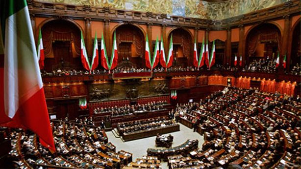 Grillo: per riforme governo non serve, basta il Parlamento