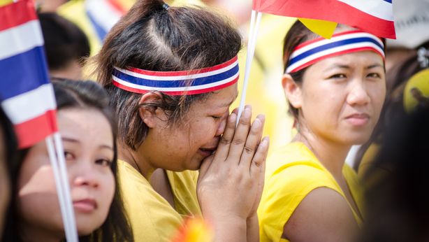Muore re Thailandia, paura nuove rivolte