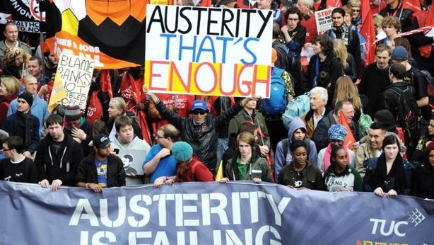 Paradisi fiscali sottraggono 860 miliardi l’anno all’Ue dell’austerità
