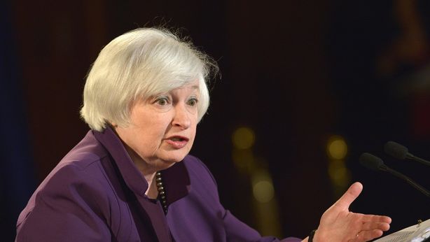 Fed alzerà i tassi nel 2015. Yellen critica Greenspan e Bernanke