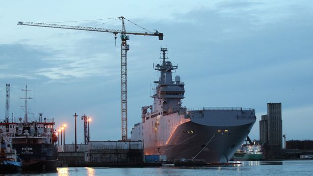Russia: export italiani dimezzati. Alert S&P sul debito
