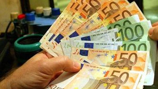 Italiani stremati dalle tasse. Pressione fiscale oltre 45%