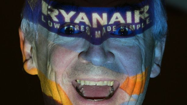 Ryanair come l’Italia: “sfruttamento e giovani in fuga”