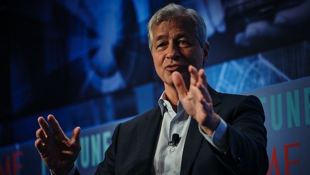 Con l’intelligenza artificiale si lavorerà solo 3,5 giorni a settimana. Parola di Jamie Dimon
