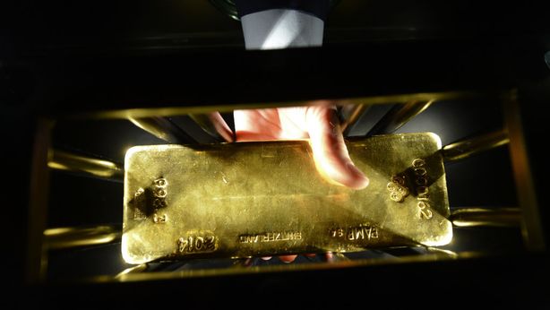 Oro ai massimi storici: lo shutdown USA alimenta la corsa ai beni rifugio