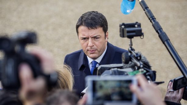 Renzi: “troppe banche e poco credito”, a breve misure