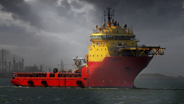 Saipem prima vittima crollo petrolio, verso aumento di capitale