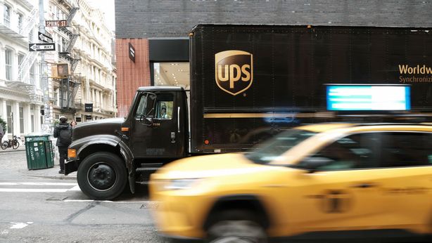 UPS: trimestrale deludente, titolo scivola del 7% a Wall Street