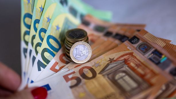 Soldi: quanto mentono gli italiani quando si parla di risparmio