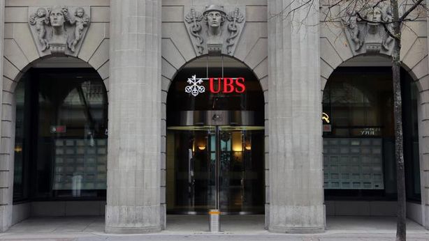 UBS e le prove dell’arrivo del terzo tsunami della crisi globale