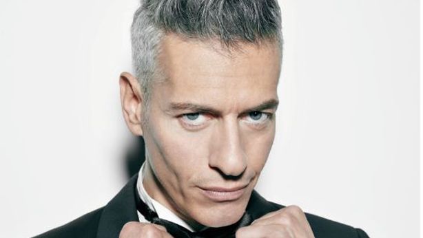 Giovanni Vernia: storia di un manager che diventa comico