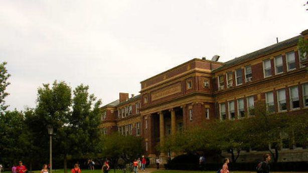 Usa: più infezioni trasmesse sessualmente che laureati