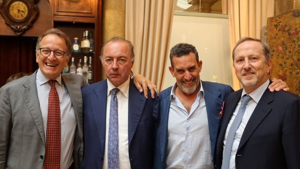 Consulbrokers accelera con J.C. Flowers: piano da 100 milioni per crescere nell’assicurativo