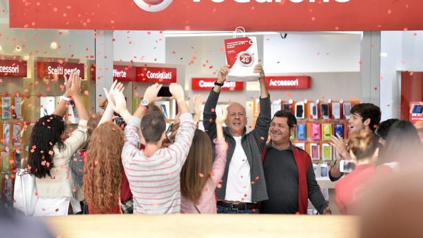 Vodafone: possibile cessione delle attività in Spagna