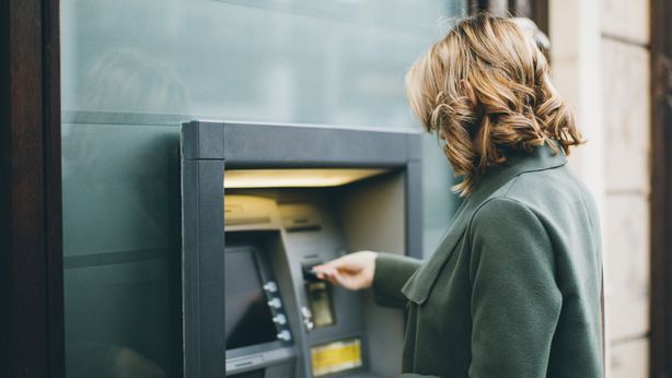 Conti correnti in rosso: nuova stretta in vigore dal 1° gennaio