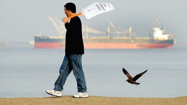 Sciopero dei porti in California: commercio rischia paralisi
