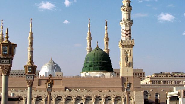 Arabia Saudita, il crollo del petrolio mette KO le sue entrate fiscali
