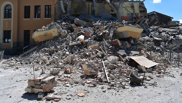 Scuola Amatrice, lavori antisismici mai completati. Chi si spartì la torta?