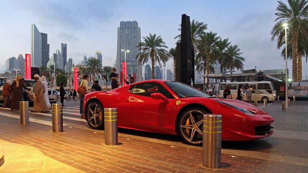 Ferrari sbarca a Wall Street: acquisti fino a +16%