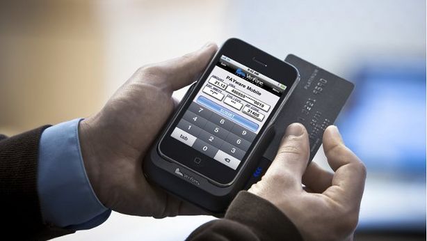 Banca Mediolanum, al via Apple Pay. La sfida dei pagamenti digitali, tra contactless e p2p