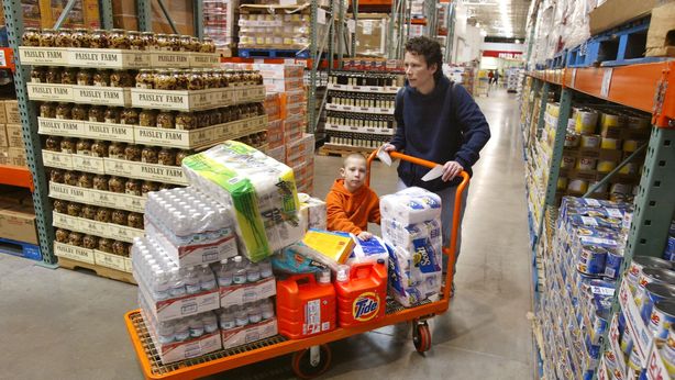 Reddito di dignità “digitale” per aumentare potere d’acquisto italiani del 40%
