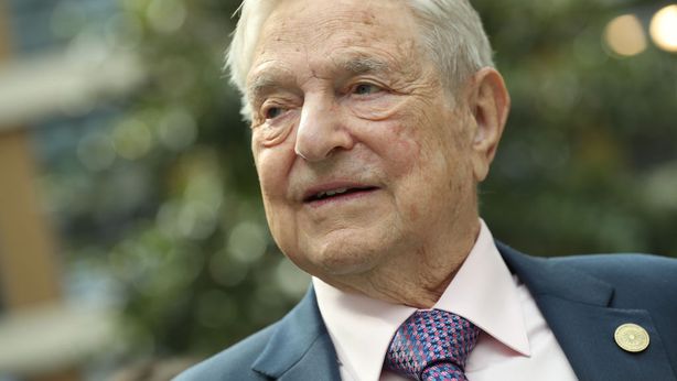 Migranti e debito, la controversa proposta di Soros per l’Europa