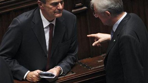 Bersani viene allo scoperto: non esclude inciucio con Monti