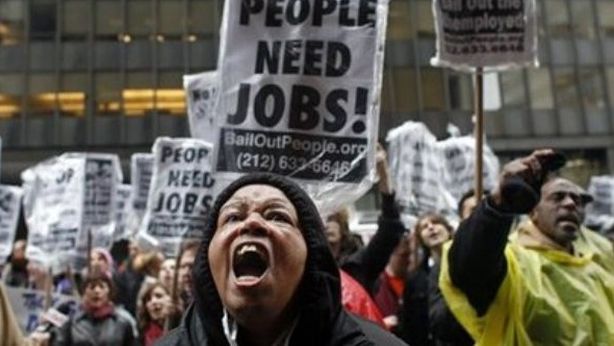 A New York catena umana da 5 km contro la disoccupazione