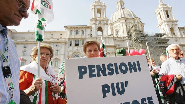Da Renzi pensioni minime in stile “Prodi”. Rendita anticipata per l’Ape