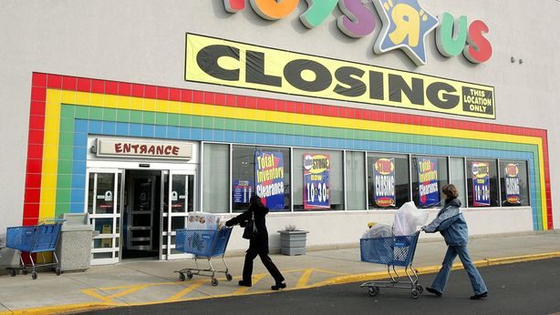 UK: retail in crisi nera, due big vicini al collasso