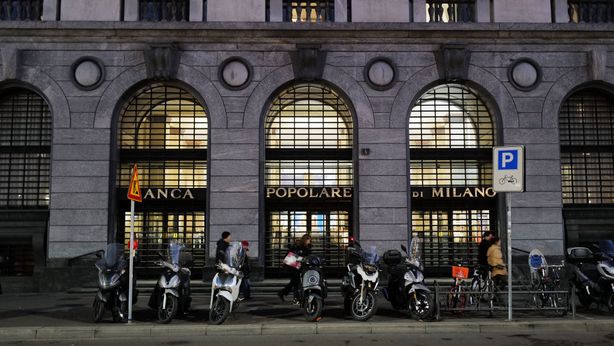 Banco BPM propone un matrimonio con il Monte dei Paschi. Il blitz di Intesa e Bper