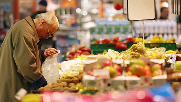 Inflazione Italia non si ferma: carrello della spesa al top dal 1984