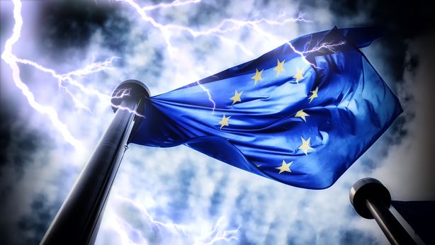 Unione Europea: un 2015 orribile con ben quattro crisi gravi