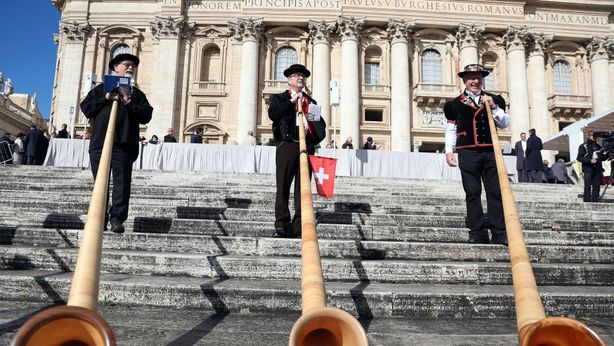 Italia frena: risparmi finiscono all’estero, specie in Svizzera