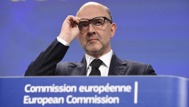 Ue peggiora stime deficit e Pil Italia. E Moscovici critica stampa italiana