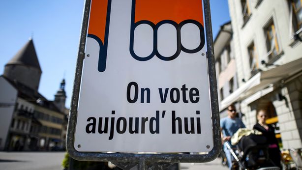 Referendum, Svizzera si ribella contro i banchieri
